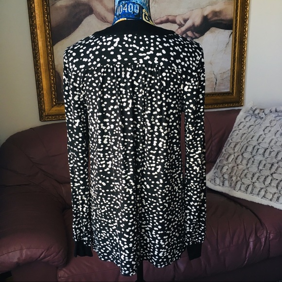 ~2x HP~ Michael Kors Cuffed V-Neck Flowy Tunic Top - Picture 3 of 9